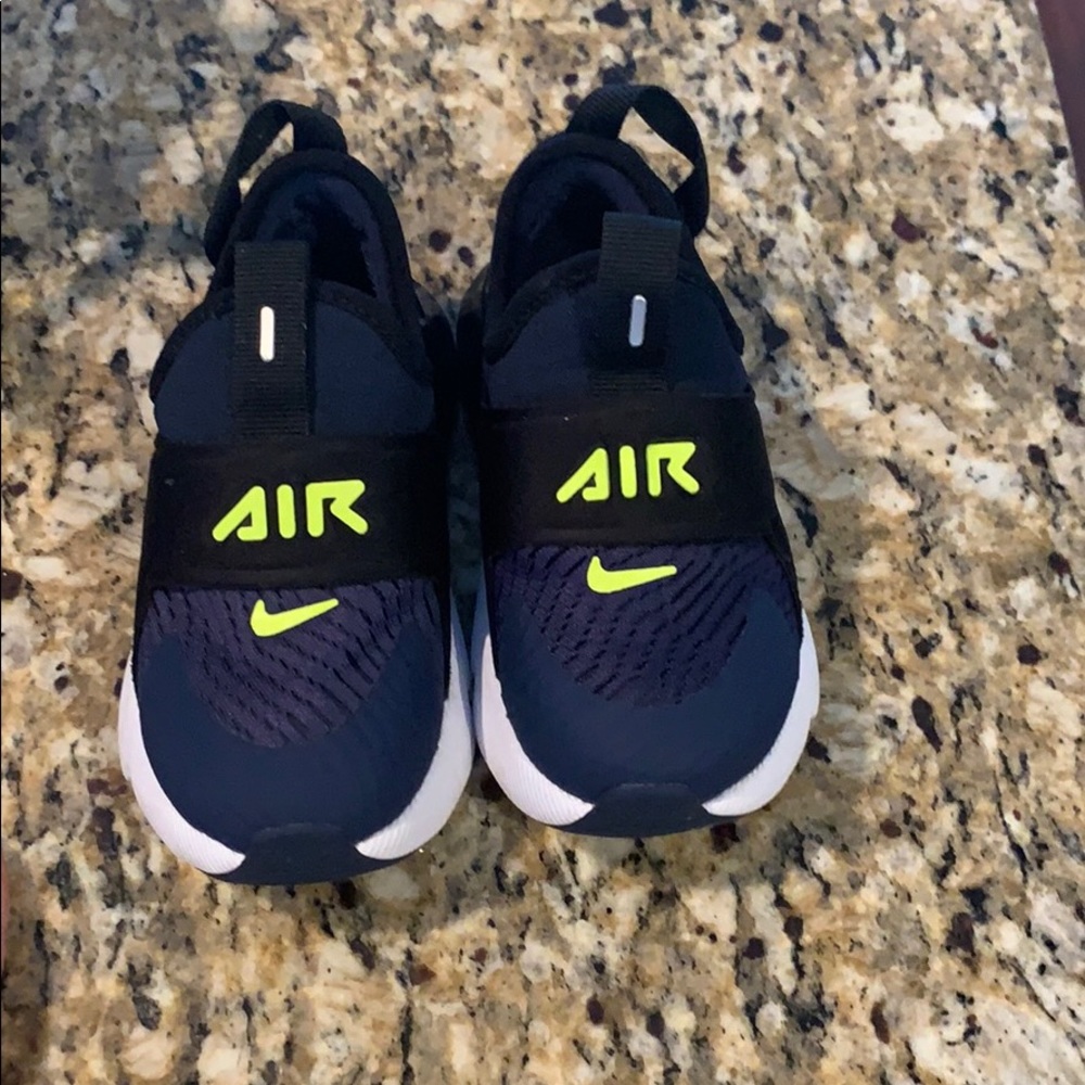 Nike AirMax 270